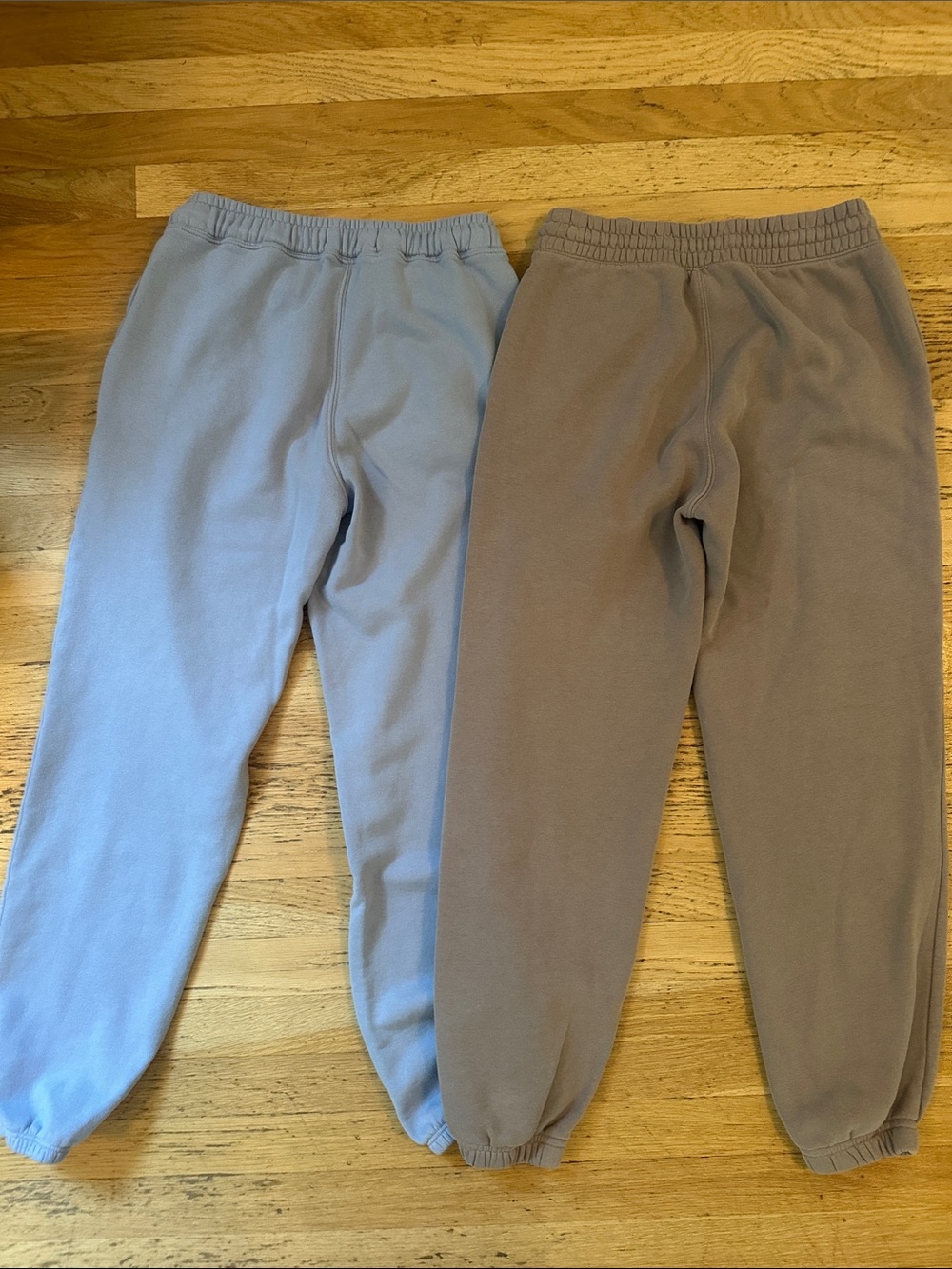 A&F Soft Collection Cozy Joggers- 2 pairs- Women’s size Small - Picture 10 of 10